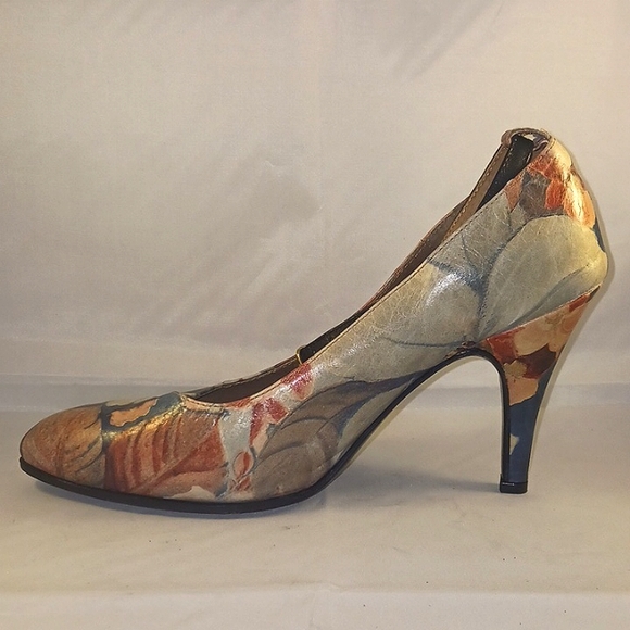 Ninfa - Picture 2 of 2